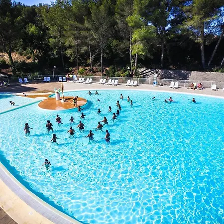 Village Passion La Bayette 3* Le Pradet