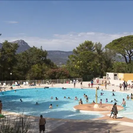 Village Passion La Bayette Üdülőpark Le Pradet